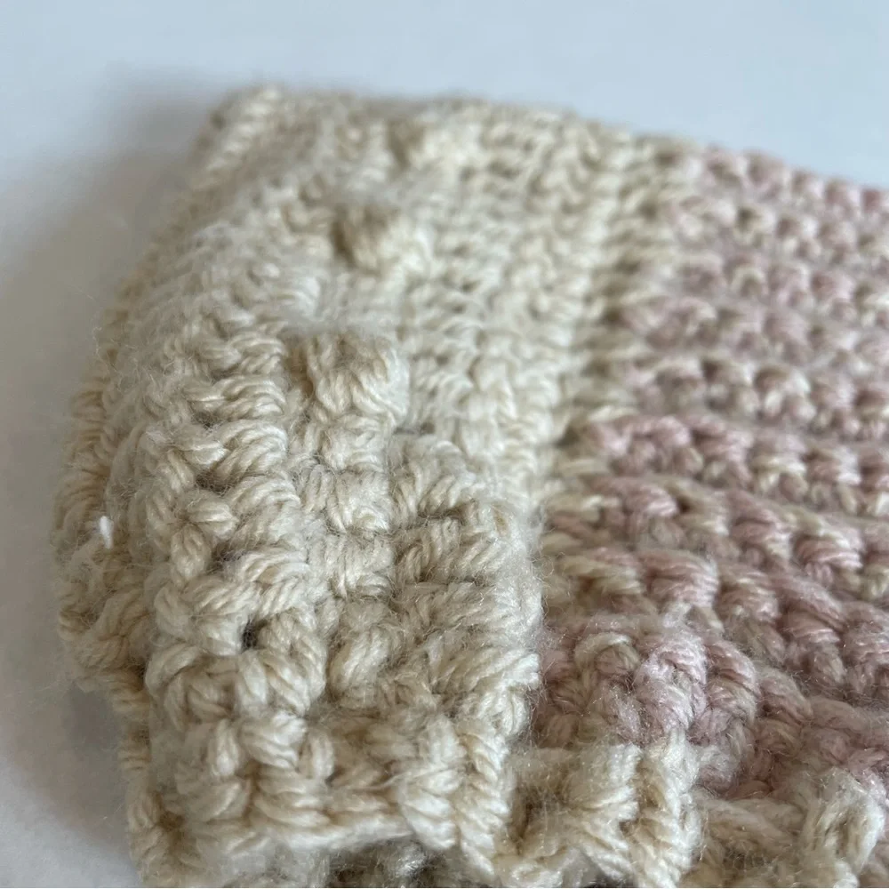 Handmade‎ Bonnet Oatmeal/Pink With Bobbles, Tassel Tie Baby Girl 12-18 Month